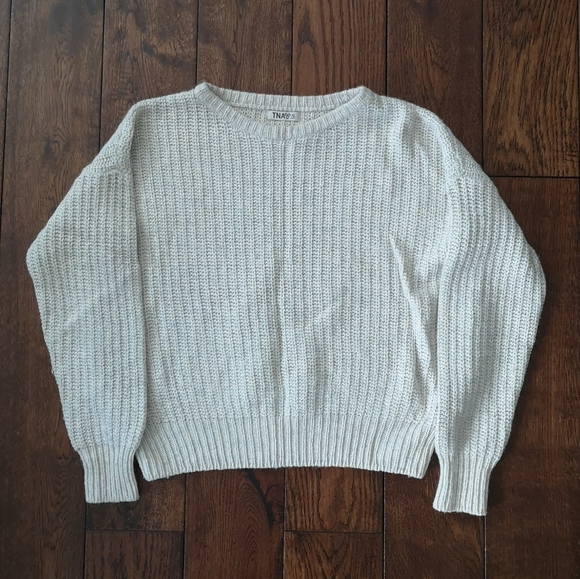 TNA Sweater - Picture 1 of 3